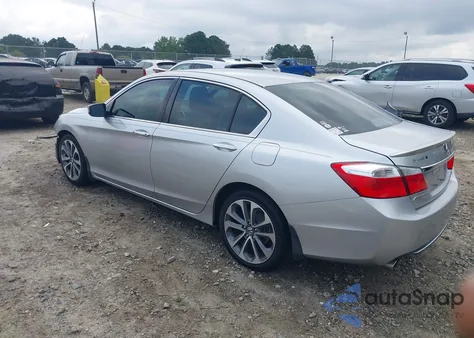 2015 Honda Accord Sport z USA, uszkodzony, nr VIN 1HGCR2F52FA173072